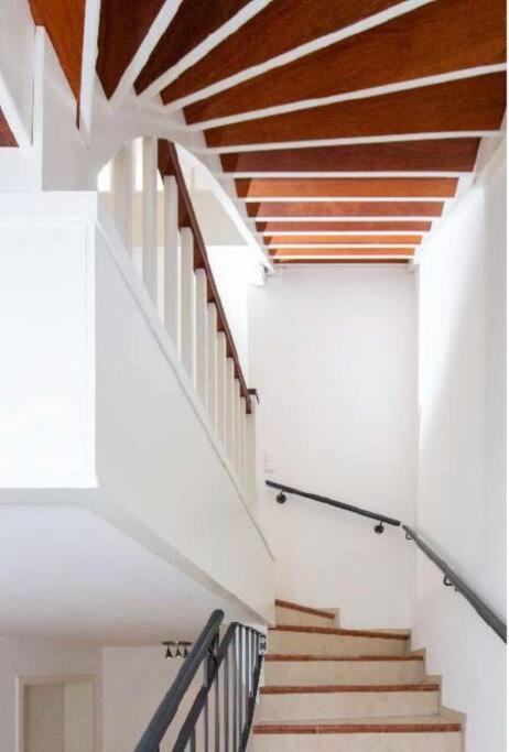 Phantastisches Haus Mit Pool Direkt In Muenchen Bagian luar foto